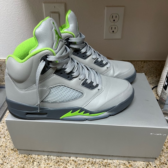 Air Jordan 5 retro (green bean) 2022 - Picture 1 of 7